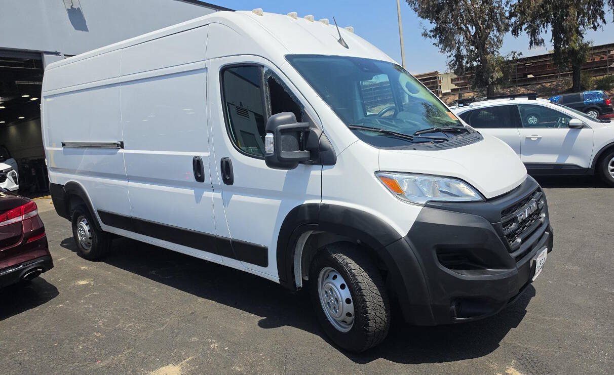 Used 2023 RAM ProMaster 2500 FWD image 1