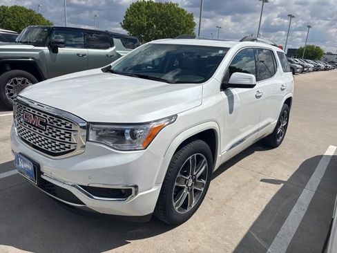 Used 2018 GMC Acadia Denali w/ Technology Package AWD/4WD image 3