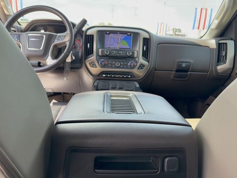 Used 2016 GMC Sierra 2500 Denali AWD/4WD image 29