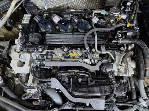 Used 2024 Toyota Corolla LE image 38