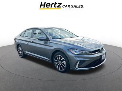 Used 2025 Volkswagen Jetta SE