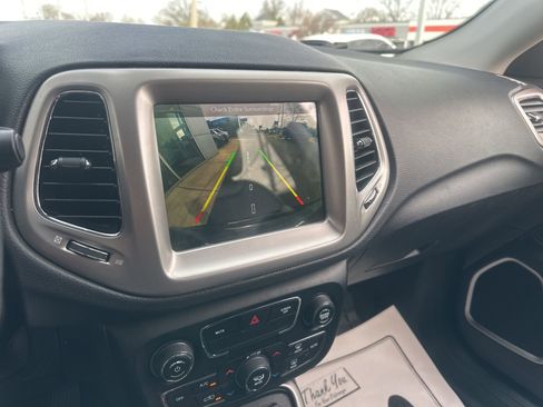 Used 2018 Jeep Compass Latitude w/ Popular Equipment Group image 27