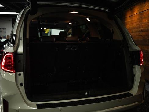 Used 2026 Honda Odyssey Elite image 7