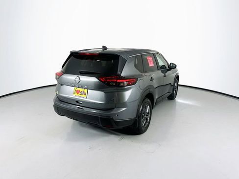 Certified 2024 Nissan Rogue S image 9