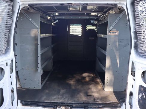 Used 2006 Ford E-250 and Econoline 250 RWD image 14