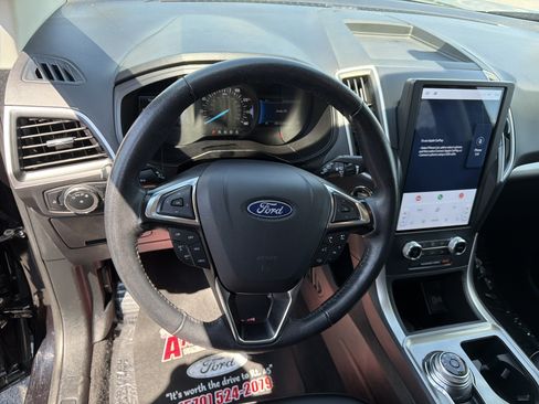 Used 2024 Ford Edge SEL AWD/4WD image 17
