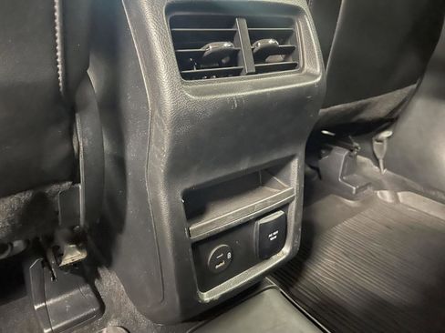 Used 2022 Ford Edge SEL w/ Convenience Package AWD/4WD image 24