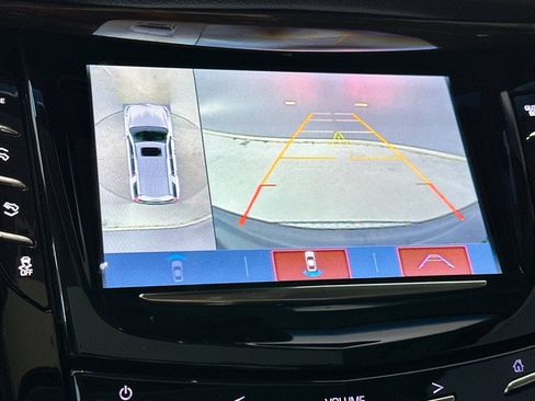 Used 2018 Cadillac Escalade Premium Luxury image 24