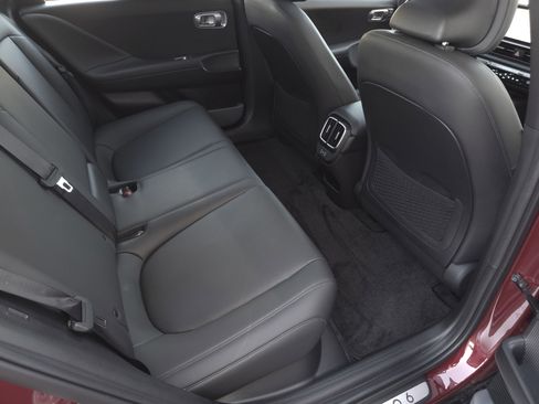 Used 2025 Hyundai Ioniq 6 Limited image 44