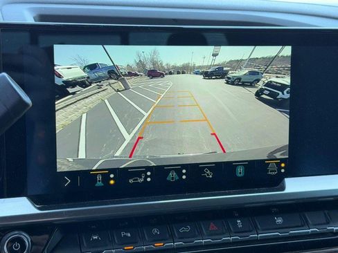 Used 2023 Chevrolet Silverado 1500 LT w/ Safety Package image 22