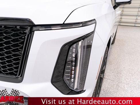 Used 2026 Cadillac Escalade V w/ LPO, ONYX Package AWD/4WD image 8