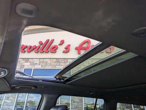 Used 2022 Jeep Wagoneer Series II w/ Premium Group I image 22