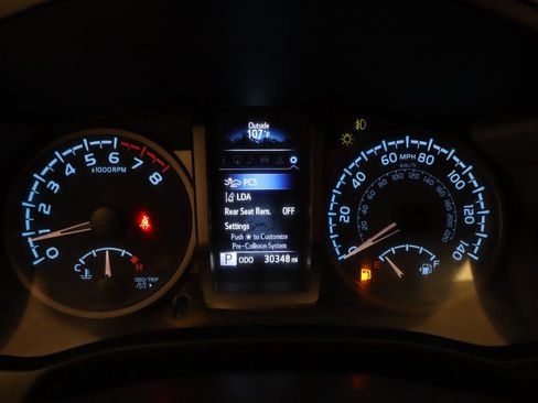 Used 2023 Toyota Tacoma TRD Pro AWD/4WD image 7