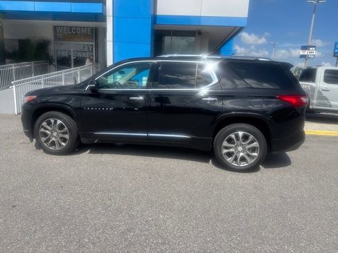 Used 2020 Chevrolet Traverse Premier FWD image 7