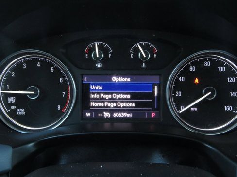 Used 2021 Buick Enclave Premium w/ Sun and Sites Package image 22