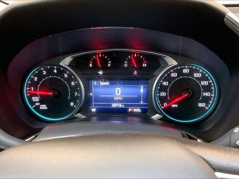 Used 2023 Chevrolet Equinox LT FWD image 16