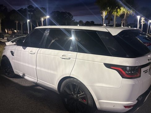 Used 2018 Land Rover Range Rover Sport Supercharged image 3