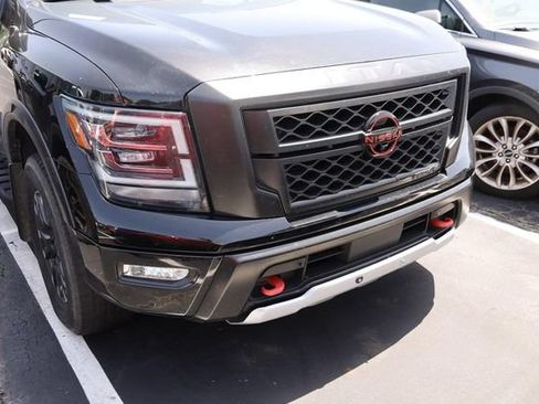 Used 2021 Nissan Titan PRO-4X w/ Pro-4x Convenience Package AWD/4WD image 2