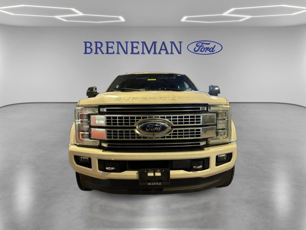 Used 2019 Ford F450 Platinum w/ Platinum Ultimate Package AWD/4WD image 2