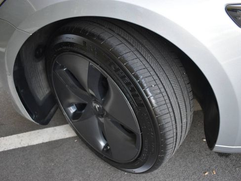 Used 2018 Tesla Model 3 Long Range AWD/4WD image 47