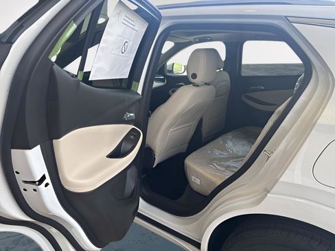 New 2026 Buick Encore GX Avenir w/ Avenir Technology Package image 8