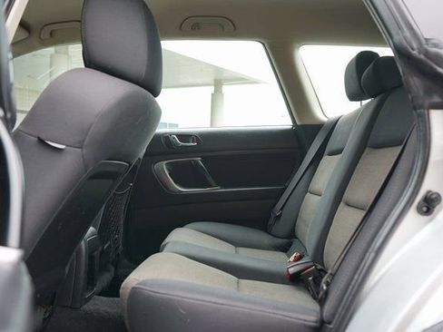 Used 2007 Subaru Outback 2.5i image 12