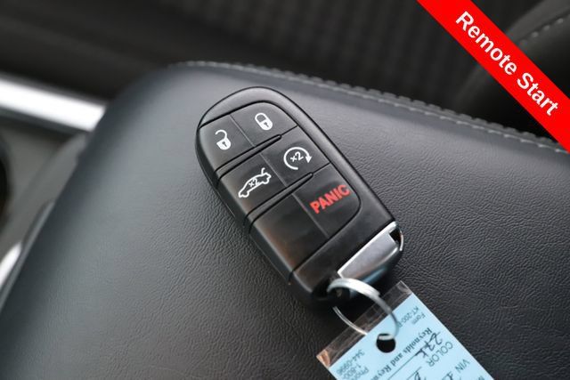 Used 2023 Dodge Charger R/T RWD image 3