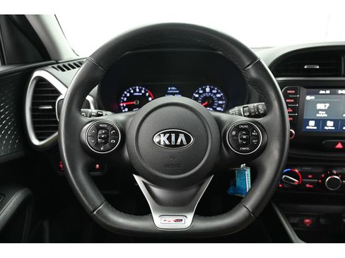 Used 2020 Kia Soul GT-Line image 11
