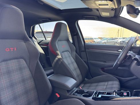 Used 2024 Volkswagen GTI SE image 41