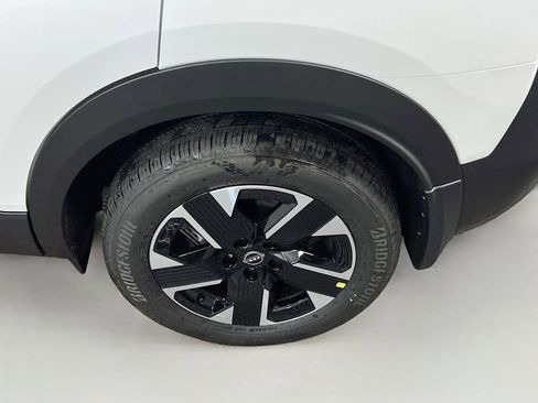New 2026 Nissan Kicks SV AWD/4WD image 22
