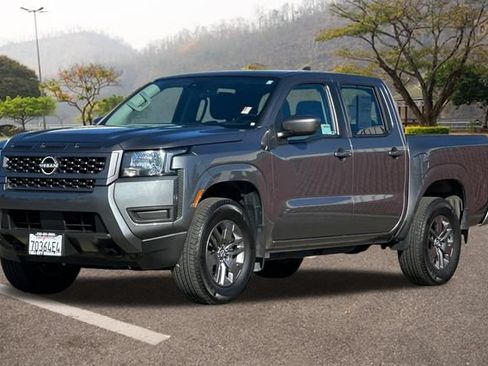 Certified 2025 Nissan Frontier SV AWD/4WD image 8