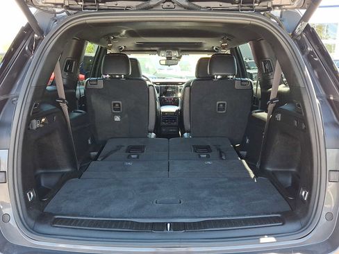 Used 2023 Jeep Grand Cherokee L Laredo AWD/4WD image 33