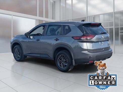 Used 2026 Nissan Rogue S FWD image 3