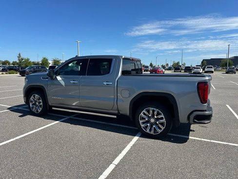 Used 2023 GMC Sierra 1500 Denali w/ Denali Reserve Package AWD/4WD image 11