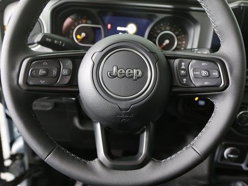 New 2026 Jeep Gladiator Sport image 12