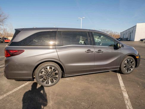 New 2026 Honda Odyssey Elite image 6