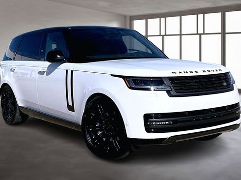 New 2026 Land Rover Range Rover Long Wheelbase SE image 2