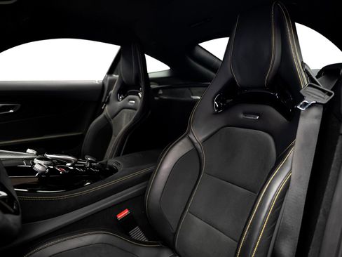 Used 2019 Mercedes-Benz AMG GT R image 40