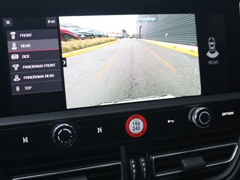 New 2026 Porsche Macan image 20