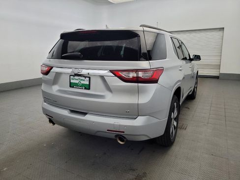 Used 2019 Chevrolet Traverse LT w/ LT Premium Package AWD/4WD image 7