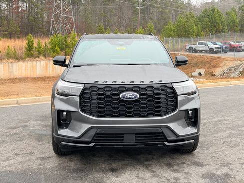 New 2026 Ford Explorer ST-Line w/ ST-Line Street Pack RWD image 2