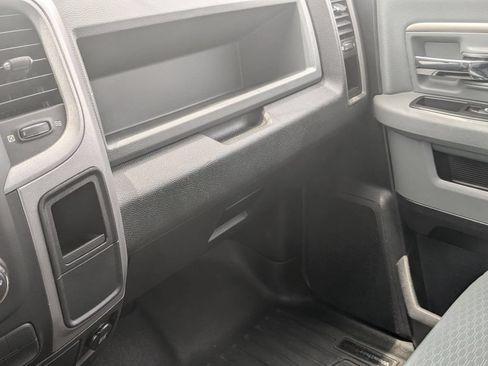Used 2013 RAM 1500 Express AWD/4WD image 23