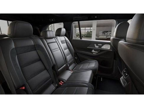 New 2024 Mercedes-Benz GLS 63 AMG 4MATIC image 5