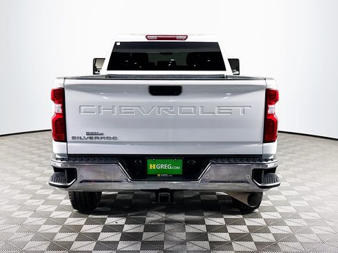 Used 2023 Chevrolet Silverado 2500 W/T w/ WT Convenience Package AWD/4WD image 7