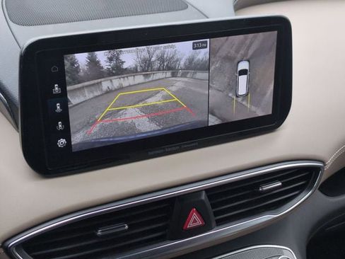 Used 2023 Hyundai Santa Fe SEL w/ Premium Package image 10