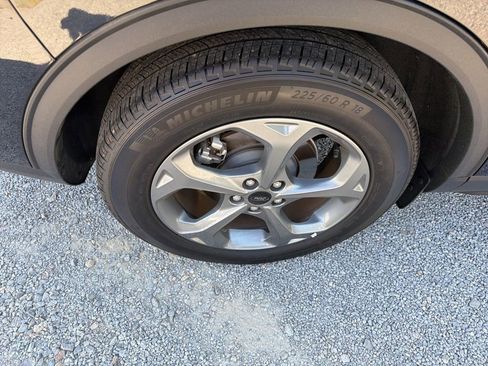 Used 2025 Ford Escape ST-Line image 15