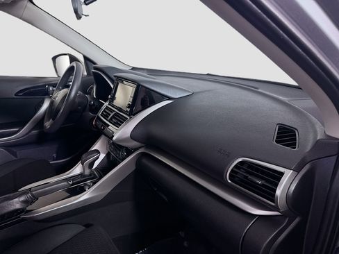 Used 2020 Mitsubishi Eclipse Cross ES image 29