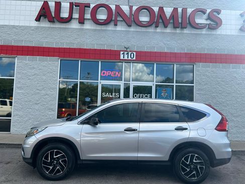 Used 2016 Honda CR-V SE image 3