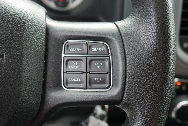 Used 2017 RAM 1500 Express AWD/4WD image 17