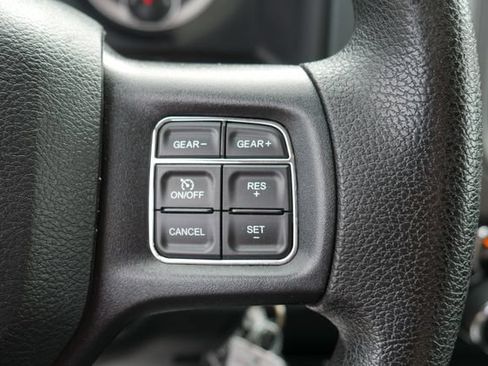Used 2017 RAM 1500 Express AWD/4WD image 17